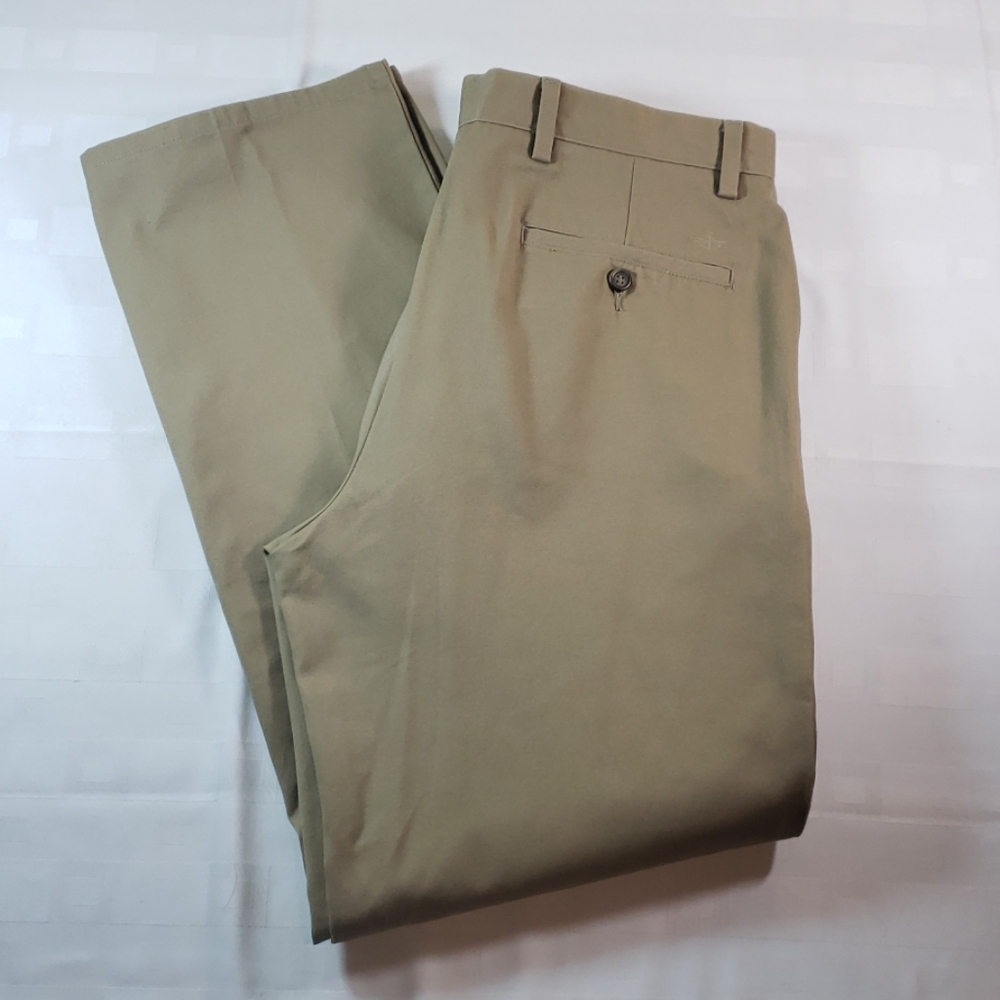 Dockers Men's D2 Khaki Pants 34Wx32L